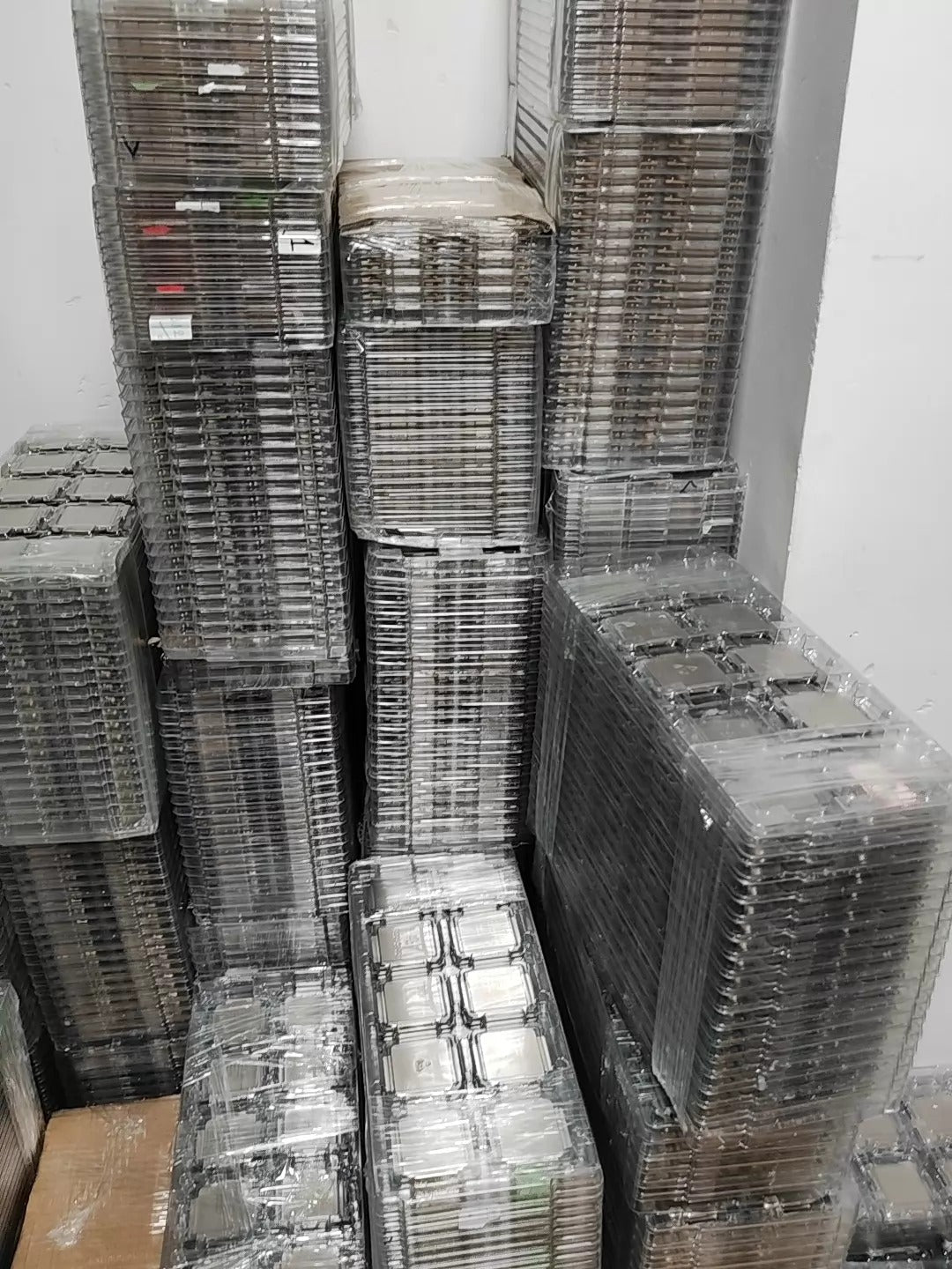 X99 LGA 2011 Processor CPU E5-2650v3 E5-2660v3 E5-2670v3 E5-2680v3 E5-2690v3 E5-2673v3 E5-2676v3 E5-2678v3