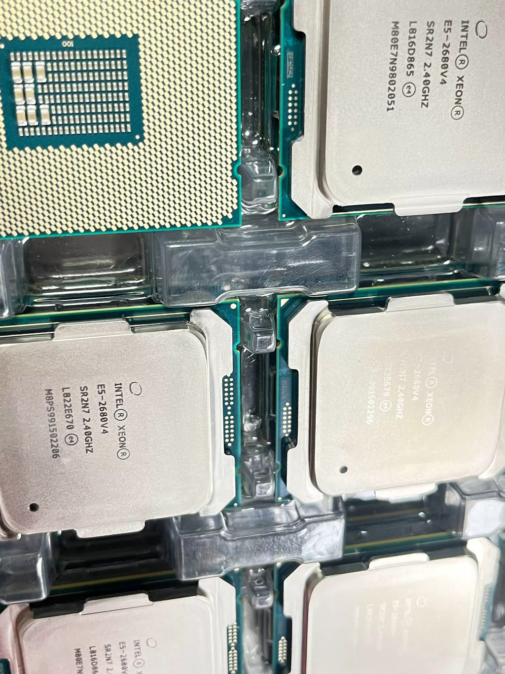 X99 LGA 2011 Processor CPU E5-2680v4 E5-2667v4 E5-2673v4 E5-2682v4 E5-683v4 E5-2686v4 E5-2690v4 E5-2687wv4