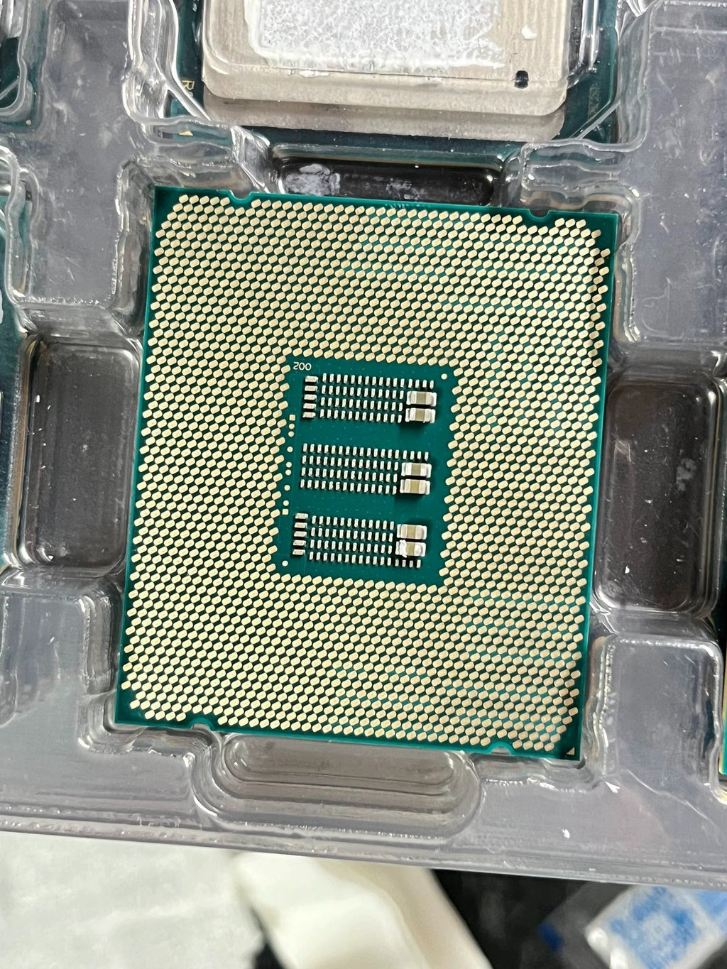 CPU E7-4809V2 E7-4809V3 E7-4809V4 E7-4820V2 E7-4820V3 E7-4820V4 E7-4830V2 E7-4830V3 E7-4830V4 E7-4850V2 E7-4850V3 E7-4850V4 E7-8860V3 E7-8860V4 E7-8867V3 E7-8867V4 E7-8870V3 E7-8870V4 E7-8880V3 E7-8880V4 E7-8890V3 E7-8890V4 E7-8891V3 E7-8891V4