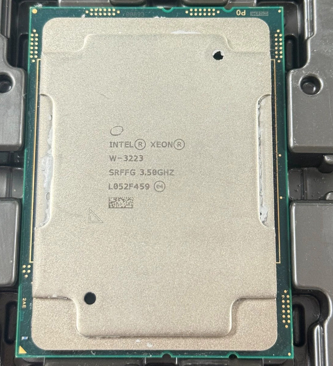 CPU Processor C620 C621 FCLGA3647 Xeon W-3223 W-3225 W-3235 W-3245 W-3265 W-3275 W-3245M W-3265M W-3275M W-3245W W-3265W W-3275W W-3345 W-3365 W-3175X